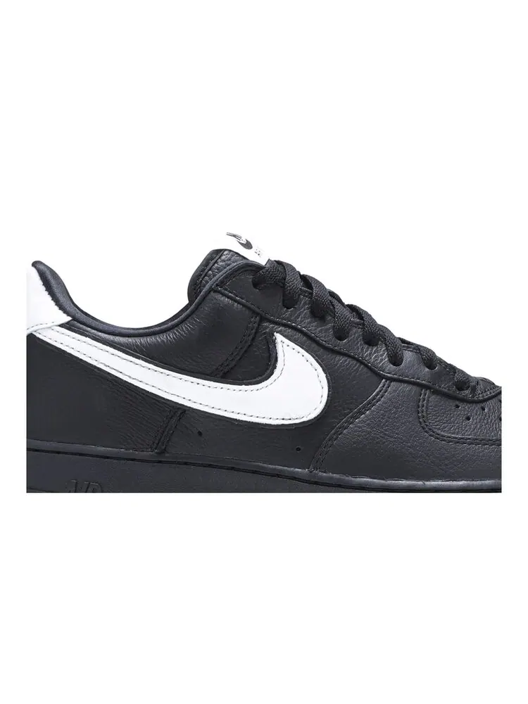 Кроссовки Nike Air Force 1 Low Retro QS — изображение 2 из 4, черный