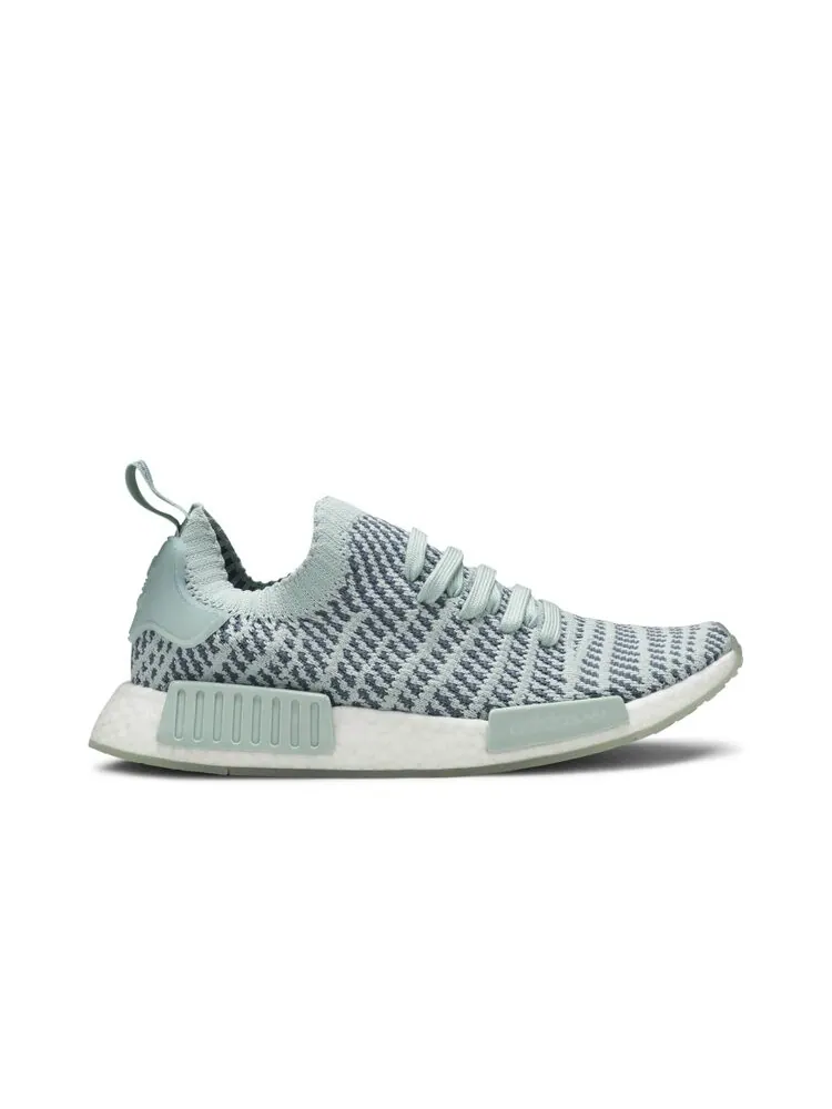 Кроссовки Adidas Wmns NMD_R1 STLT Primeknit 'Ash Green' — изображение 1 из 4, зеленый