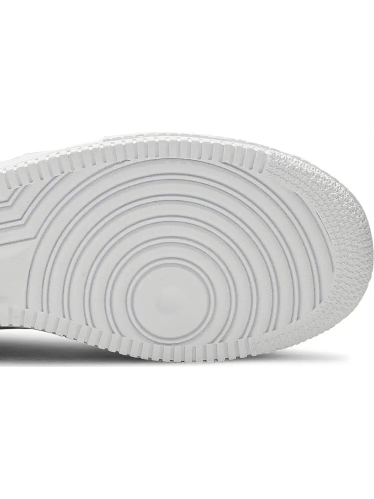 Кроссовки Nike Air Force 1 Type 'Triple White' — изображение 5 из 8, белый