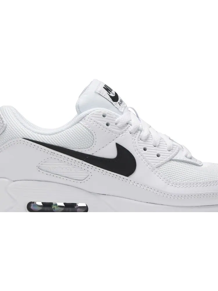 Кроссовки Nike Wmns Air Max 90 'White Black' — изображение 2 из 8, белый