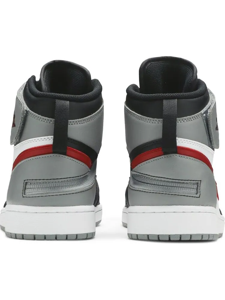Кроссовки Air Jordan 1 High FlyEase Particle Grey — изображение 6 из 8, белый