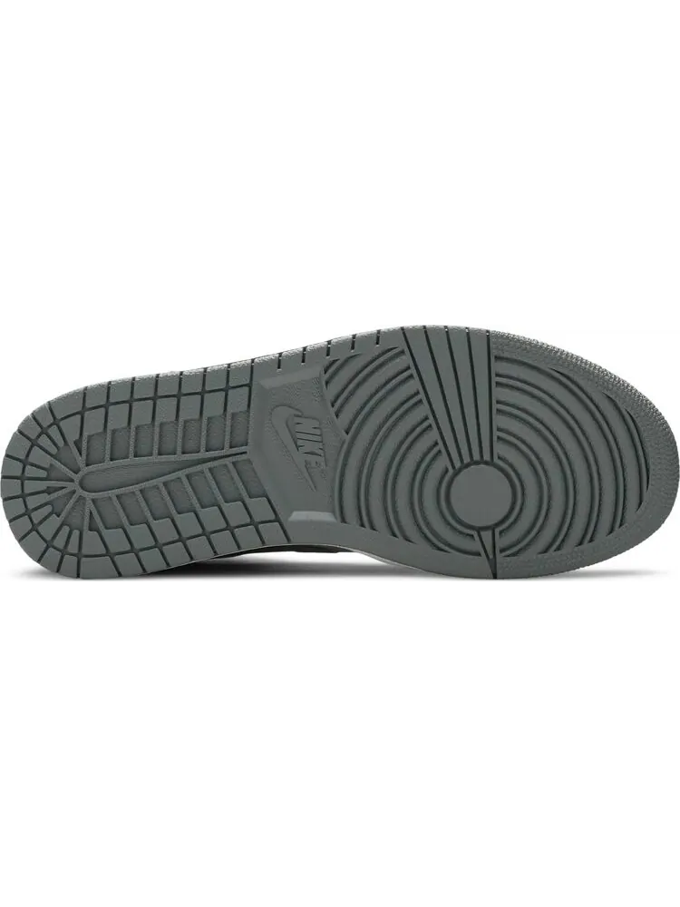Кроссовки Air Jordan 1 High FlyEase Light Smoke Grey — изображение 4 из 8, серый