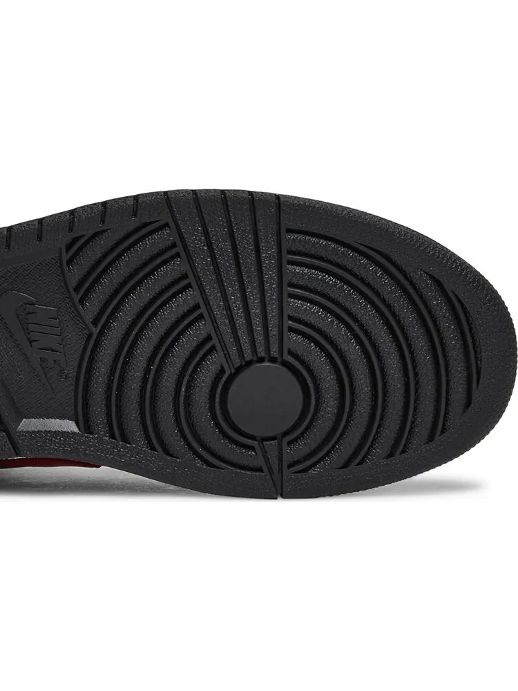 Кроссовки Air Jordan 1 High FlyEase Smoke Grey Gym Red — изображение 5 из 8, черный