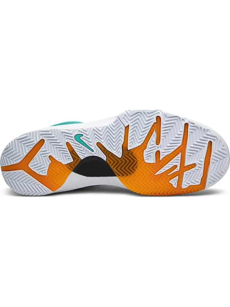 Кроссовки Nike Undefeated x Kobe 4 Protro 'Hyper Jade' — изображение 4 из 8, бирюзовый