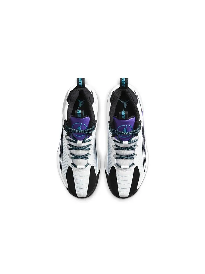 Баскетбольные кроссовки Air Jordan Jumpman 2021 PF — изображение 6 из 8, белый