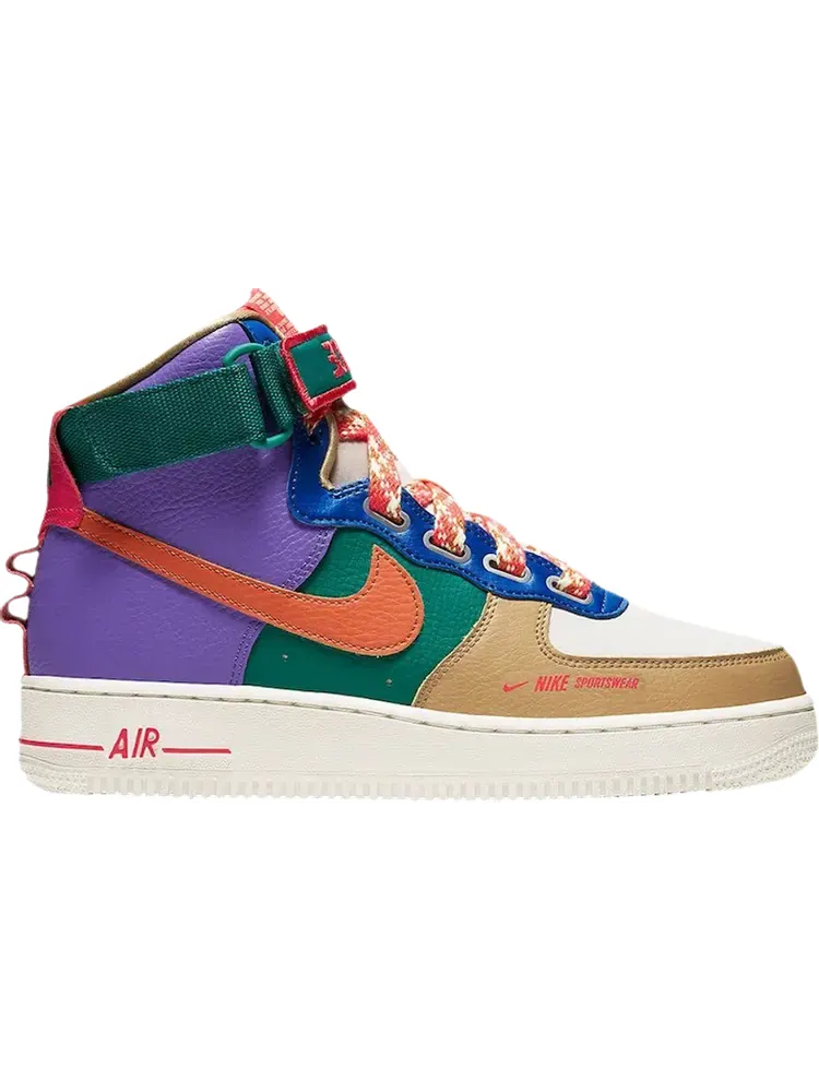 Кроссовки Nike Wmns Air Force 1 High Utility 'Force is Female' — изображение 1 из 1, мульти