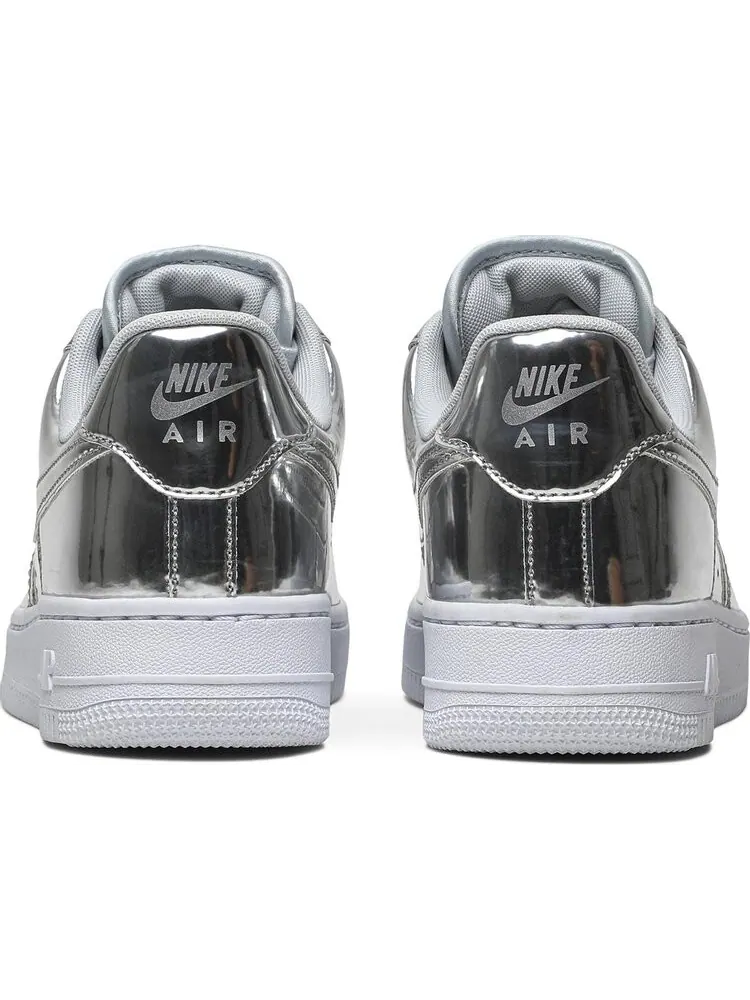 Кроссовки Nike Wmns Air Force 1 SP 'Liquid Metal - Chrome' — изображение 6 из 8, серебряный
