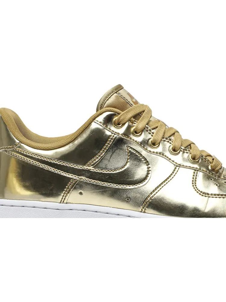 Кроссовки Nike Wmns Air Force 1 SP 'Liquid Metal - Gold' — изображение 2 из 7, золото