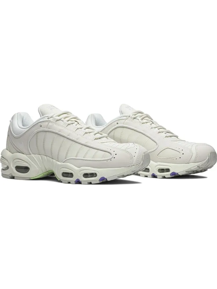Кроссовки Nike Air Max Tailwind 4 '99 SP 'Sail' — изображение 8 из 8, загар