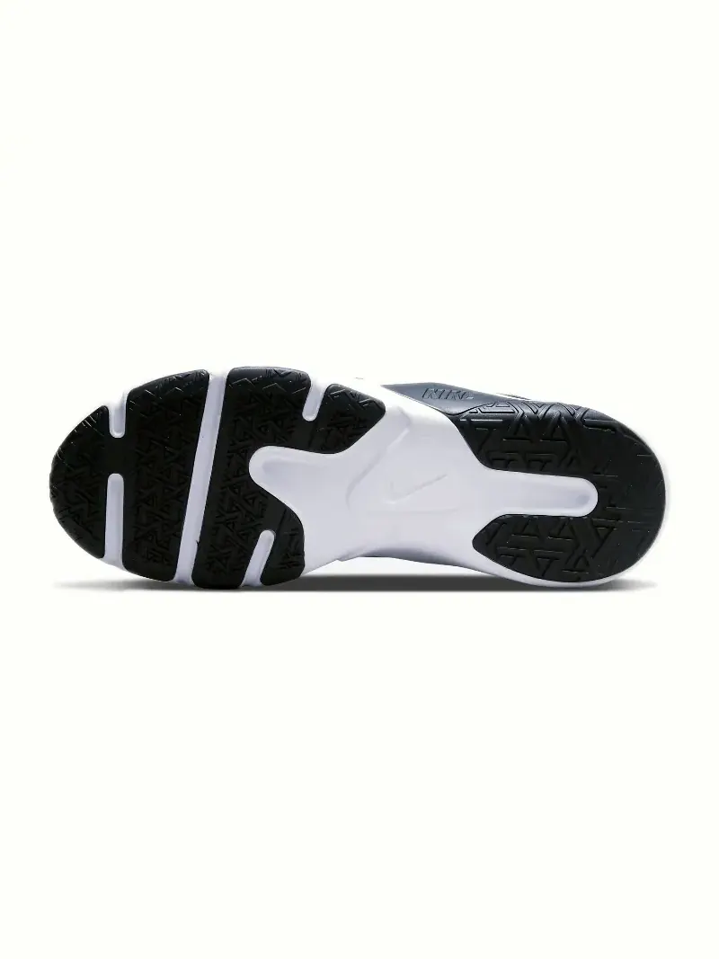 Мужские кроссовки Nike Legend Essential 2 — изображение 2 из 7