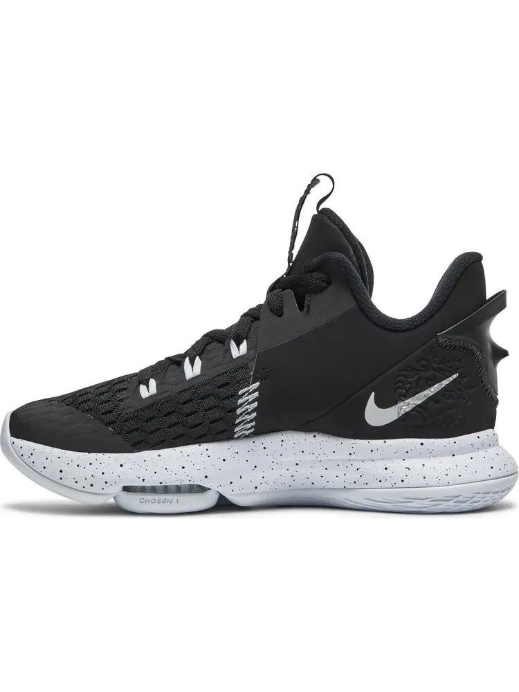 Кроссовки Nike LeBron Witness 5 'Black Metallic Silver' — изображение 3 из 8, черный
