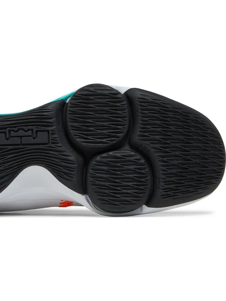 Кроссовки Nike LeBron Witness 5 'White Clear Jade' — изображение 5 из 8, белый