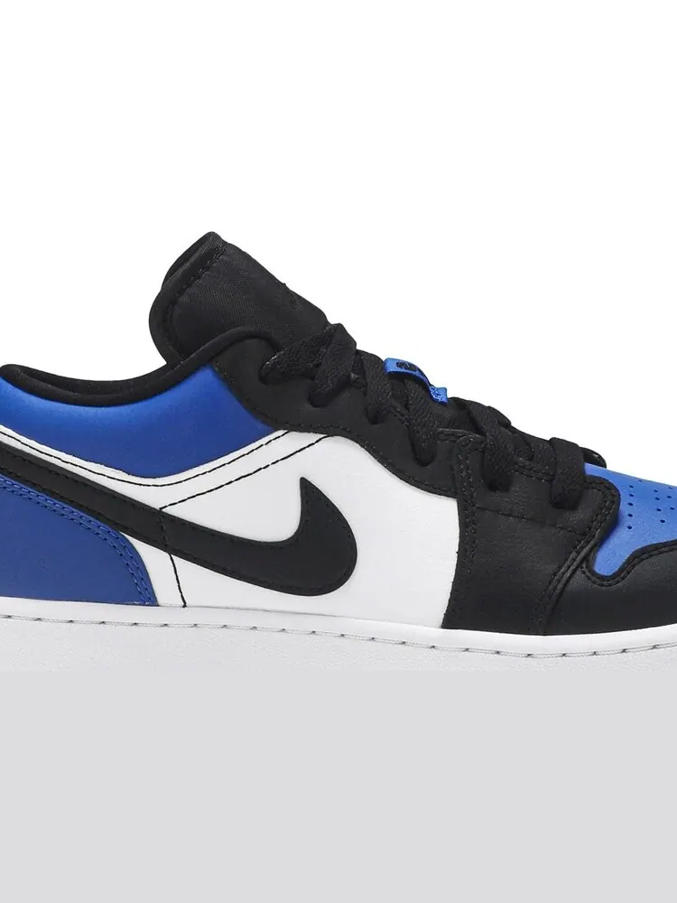 Кроссовки Air Jordan 1 Low GS Royal Toe — изображение 2 из 8, синий