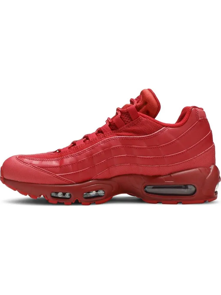 Кроссовки Nike Air Max 95 'Triple Red' — изображение 3 из 8, красный