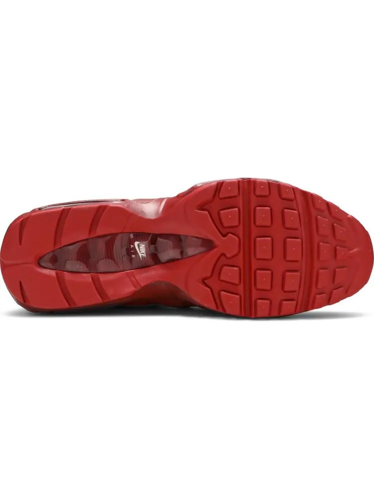 Кроссовки Nike Air Max 95 'Triple Red' — изображение 4 из 8, красный