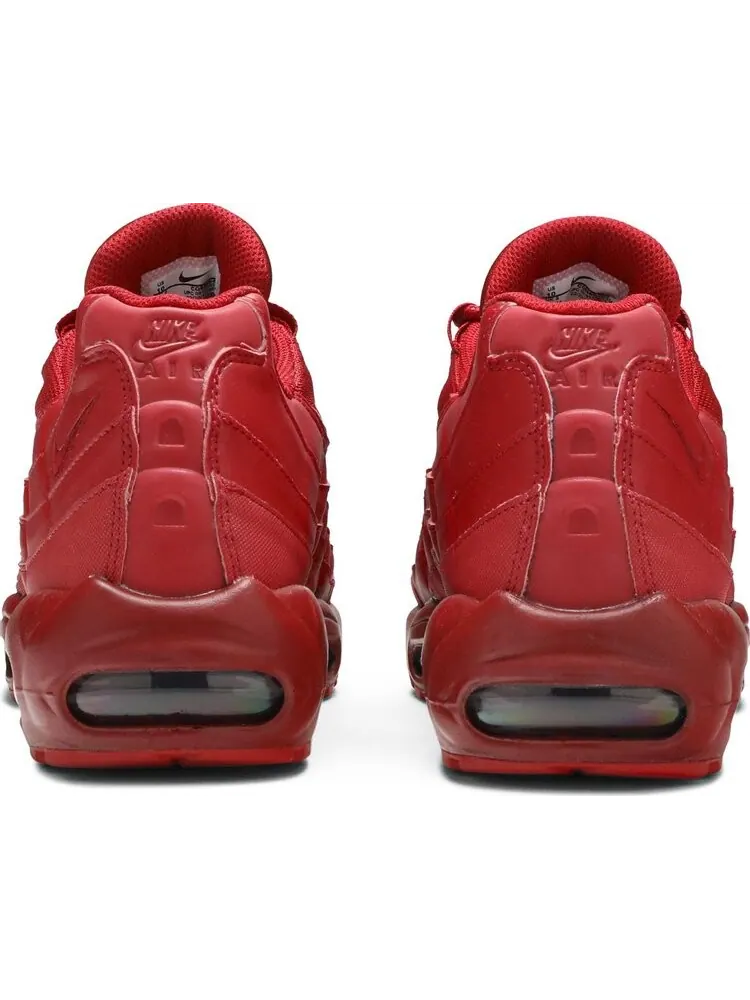 Кроссовки Nike Air Max 95 'Triple Red' — изображение 6 из 8, красный