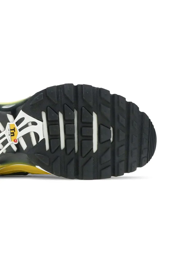 Кроссовки Wmns Air Max Plus TN 'Chrome Yellow' — изображение 5 из 8, желтый