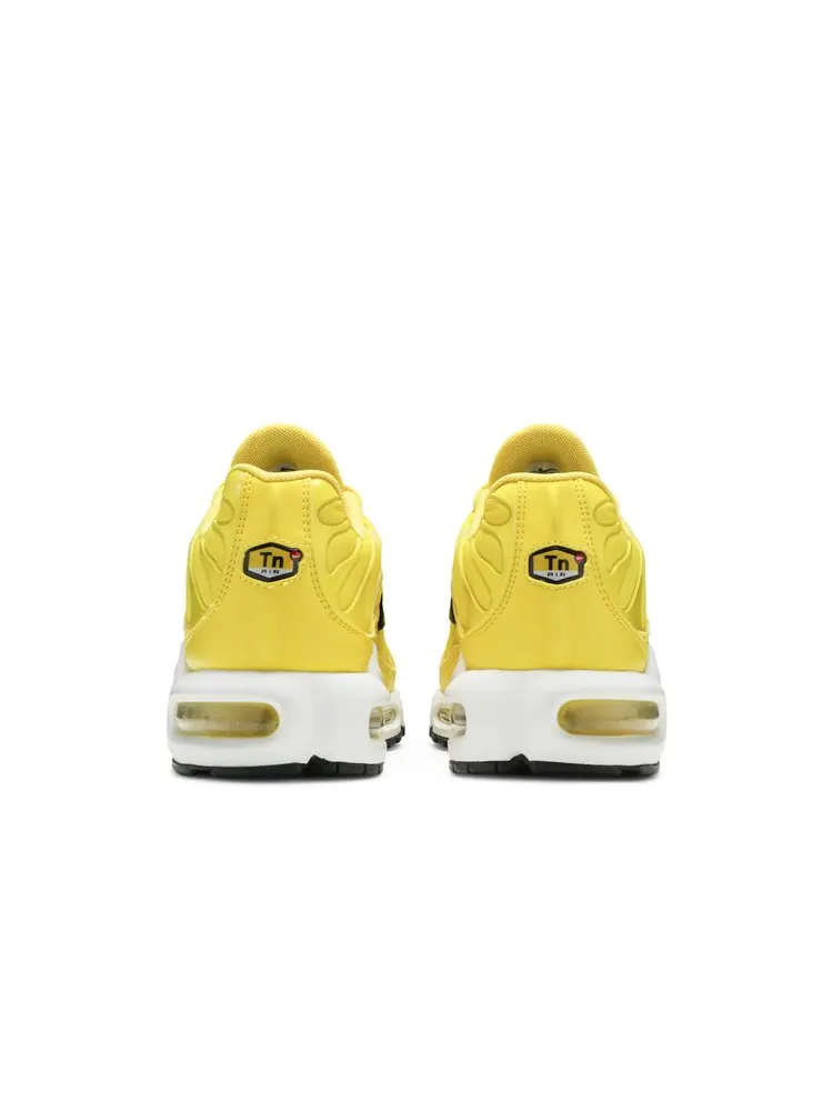 Кроссовки Wmns Air Max Plus TN 'Chrome Yellow' — изображение 6 из 8, желтый