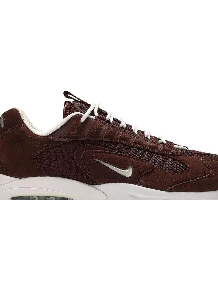 Кроссовки Nike Air Max Triax LE 'Mystic Dates' — изображение 2 из 8, красный