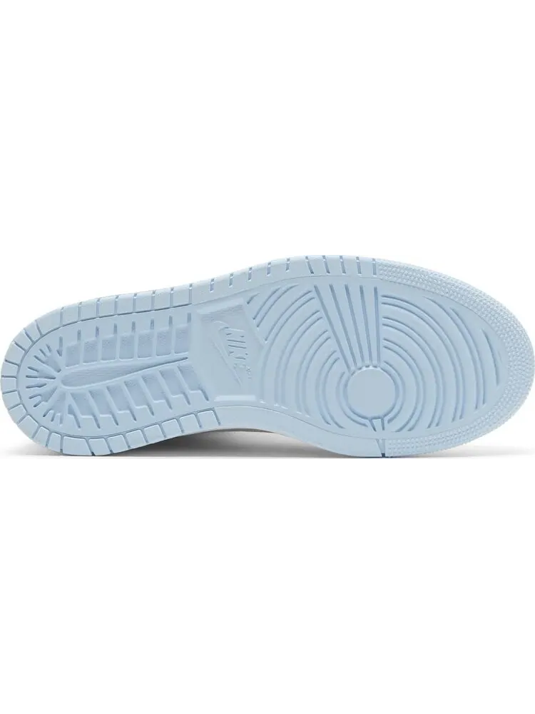 Кроссовки Wmns Air Jordan 1 High Zoom Comfort Cool Grey Light Blue — изображение 4 из 8, серый