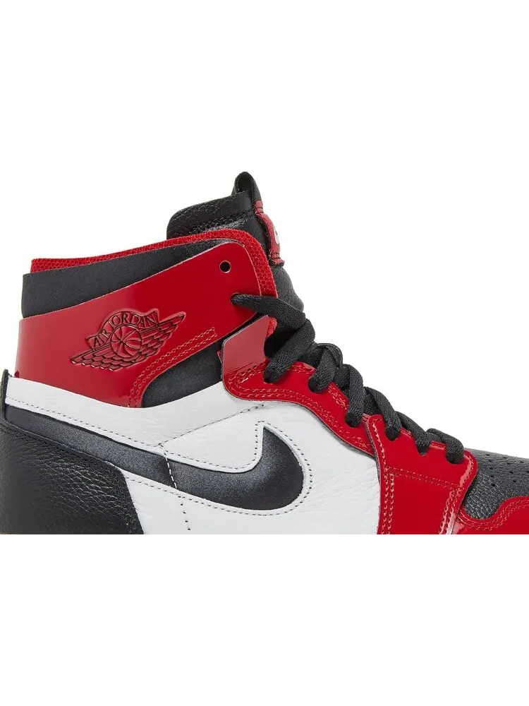 Кроссовки Wmns Air Jordan 1 High Zoom Comfort Chicago Bulls — изображение 2 из 8, красный