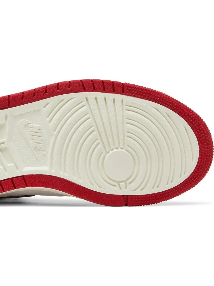 Кроссовки Wmns Air Jordan 1 High Zoom Comfort Chicago Bulls — изображение 5 из 8, красный