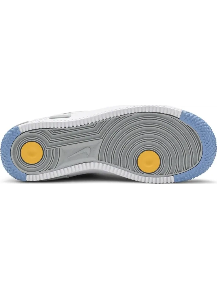 Кроссовки Nike Air Force 1 React 'Smoke Grey Gold' — изображение 4 из 8, белый