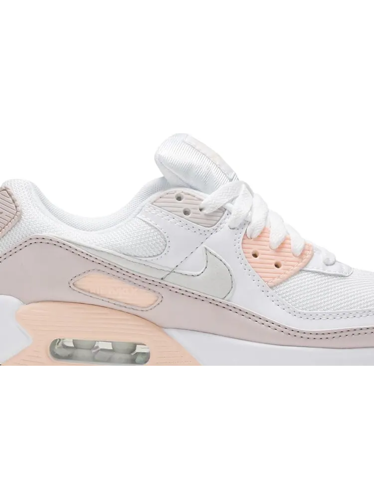 Кроссовки Nike Wmns Air Max 90 'Barely Rose' — изображение 2 из 8, белый