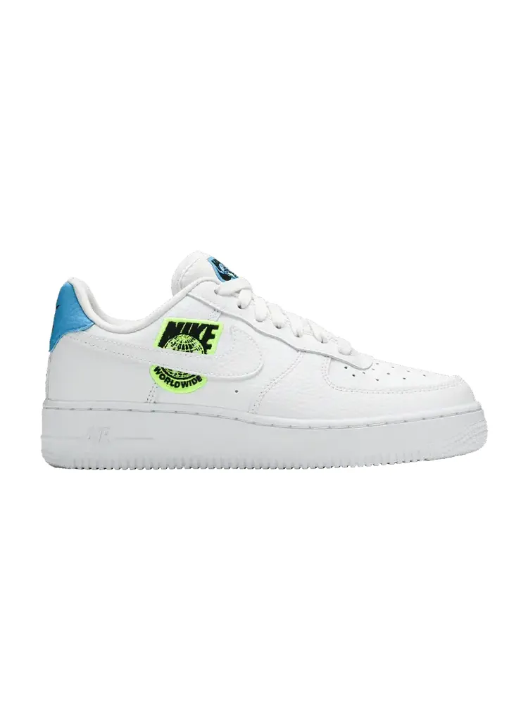 Кроссовки Nike Wmns Air Force 1 '07 SE 'Worldwide Pack - Volt' — изображение 1 из 9, белый//синий/белый