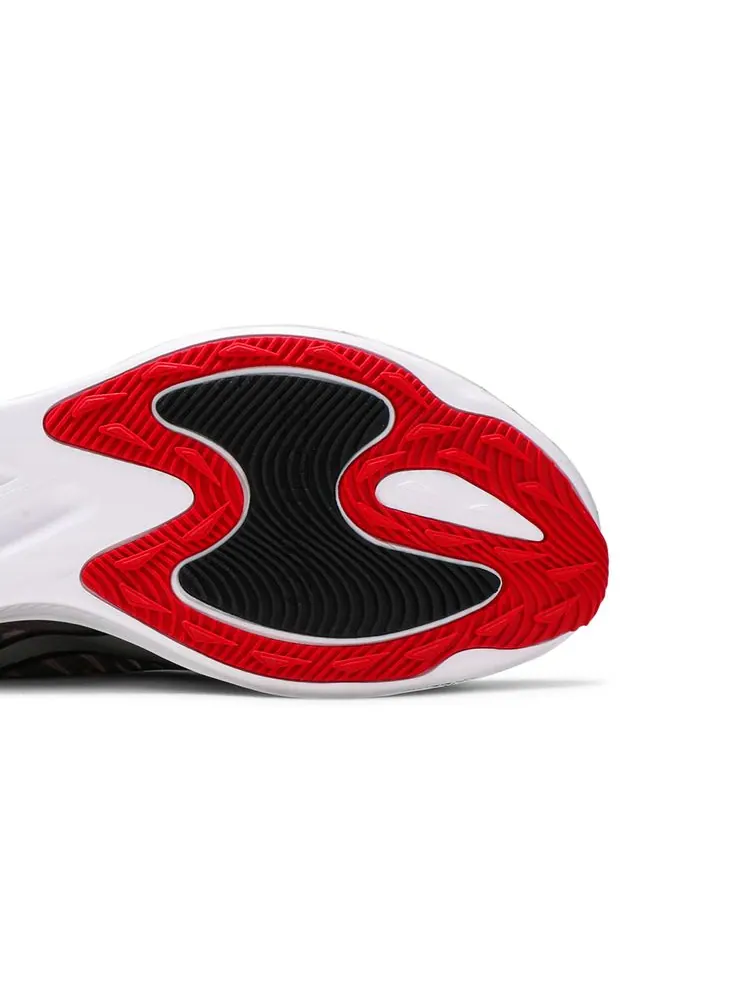 Кроссовки Zoom Gravity 'University Red Silver' — изображение 5 из 8, красный серебристый