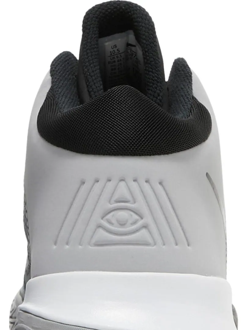 Кроссовки Nike Kyrie Flytrap 4 'Wolf Grey White' — изображение 7 из 8, серый