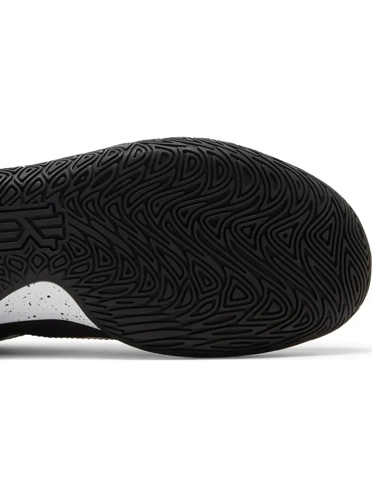 Кроссовки Nike Kyrie Flytrap 4 'Black White' — изображение 5 из 8, черный