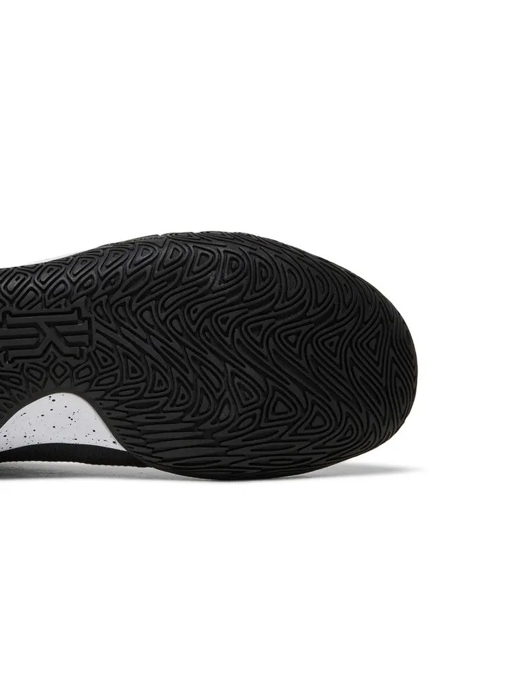Кроссовки Nike Kyrie Flytrap 4 EP 'Black White' — изображение 6 из 9
