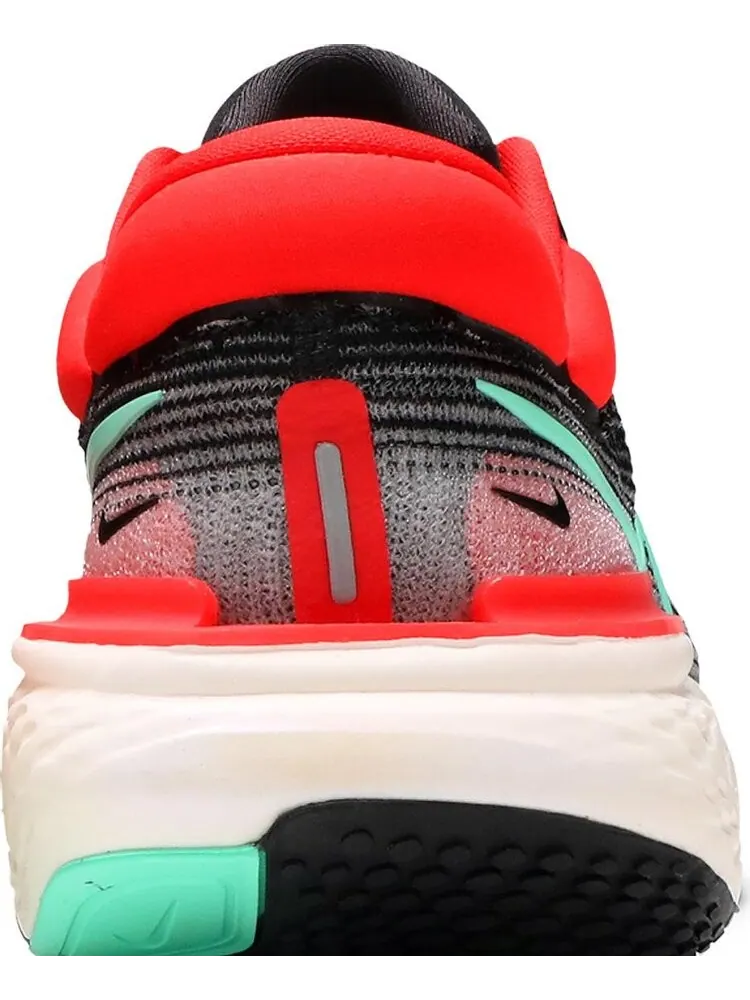 Кроссовки Nike ZoomX Invincible Run Flyknit 'Black Chile Red' — изображение 7 из 8, черный