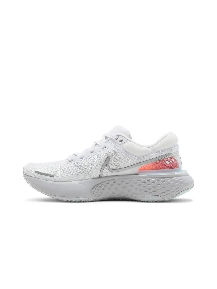 Кроссовки ZoomX Invincible Run Flyknit 'White Metallic Silver' — изображение 3 из 8