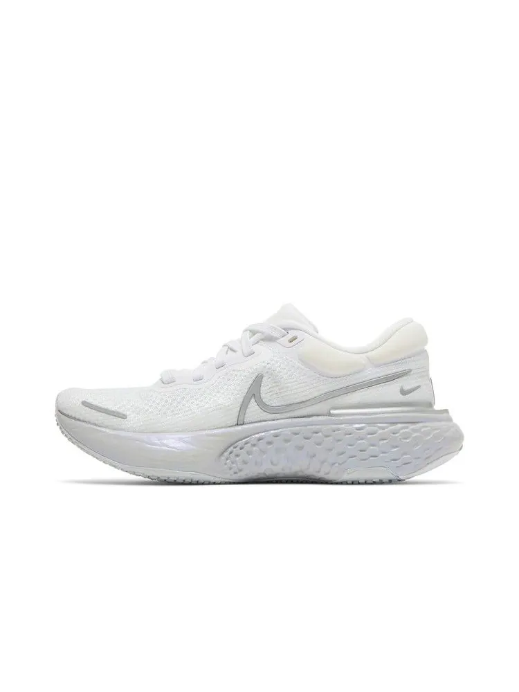 Кроссовки Nike Wmns ZoomX Invincible Run Flyknit 'White Metallic Silver' — изображение 4 из 9