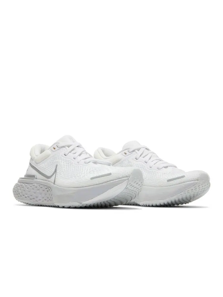 Кроссовки Nike Wmns ZoomX Invincible Run Flyknit 'White Metallic Silver' — изображение 9 из 9