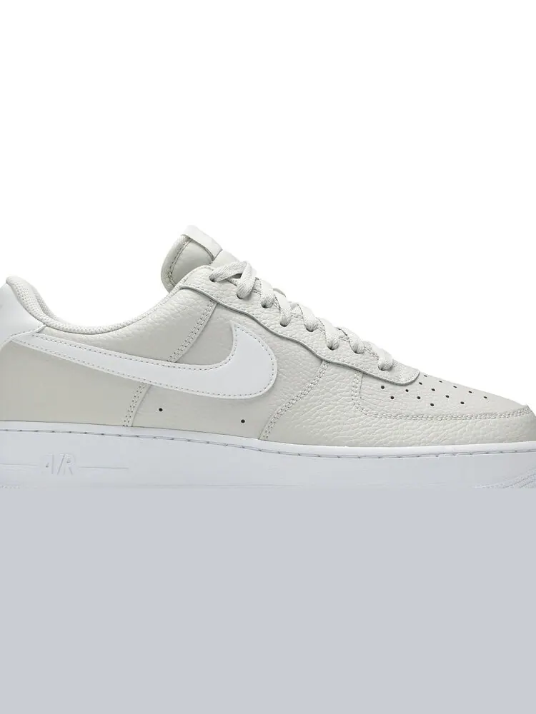 Кроссовки Nike Air Force 1 '07 'Light Bone' — изображение 2 из 8, белый