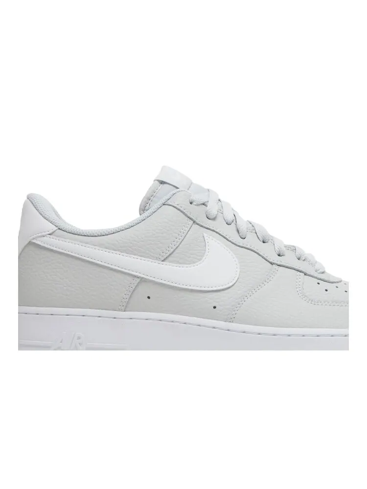 Кроссовки Nike Air Force 1 '07 — изображение 2 из 4, серый