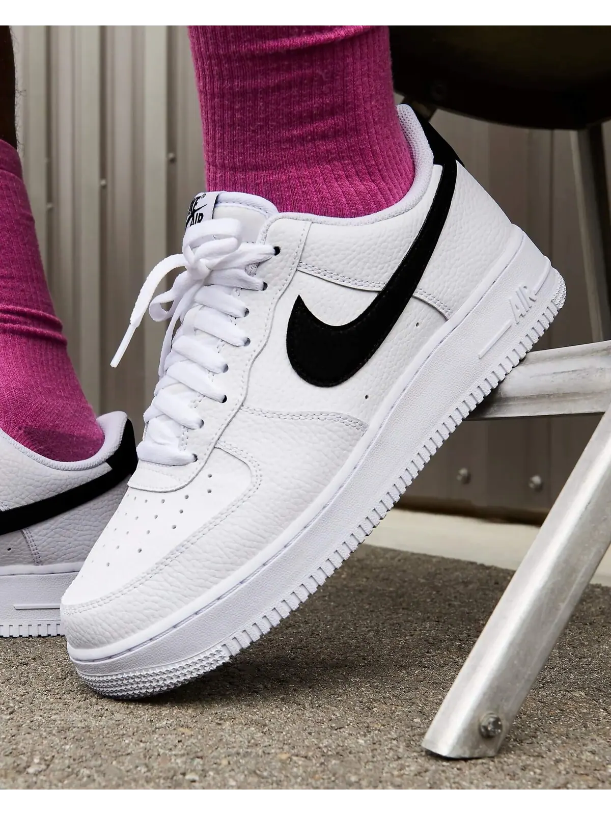 Кроссовки Nike Air Force 1 '07 — изображение 9 из 10, белый/черный