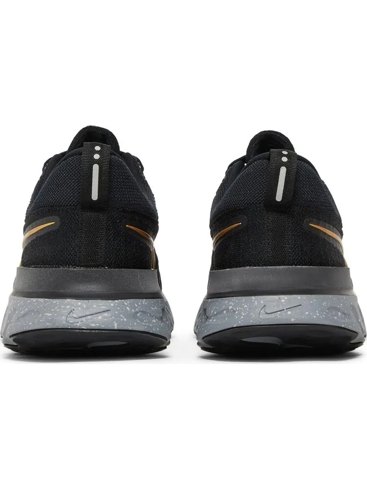 Кроссовки Nike React Infinity Run Flyknit 2 'Black Metallic Gold' — изображение 6 из 8, черный