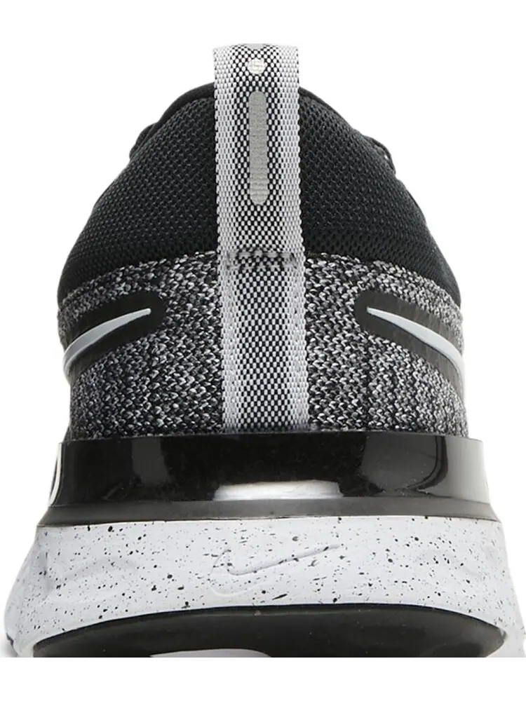 Кроссовки Nike React Infinity Run Flyknit 2 'White Black' — изображение 7 из 8, черный