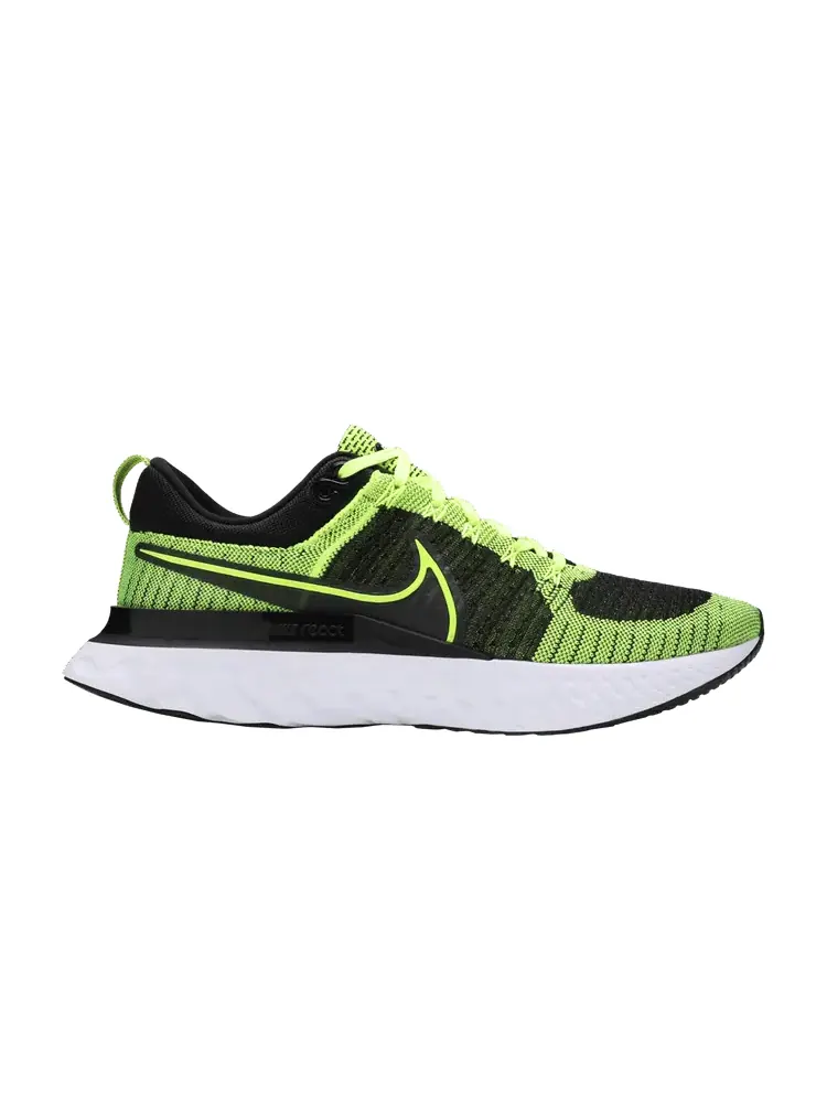 Кроссовки Nike React Infinity Run Flyknit 2 'Volt Black' — изображение 1 из 9, черный