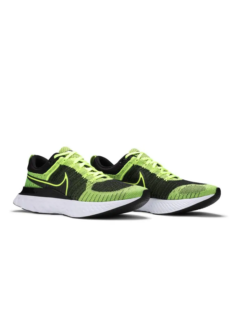 Кроссовки Nike React Infinity Run Flyknit 2 'Volt Black' — изображение 9 из 9, черный