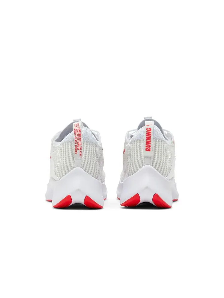 Кроссовки Nike Zoom Fly 4 'Platinum Tint Siren Red' — изображение 7 из 9, платиновый/красный/белый