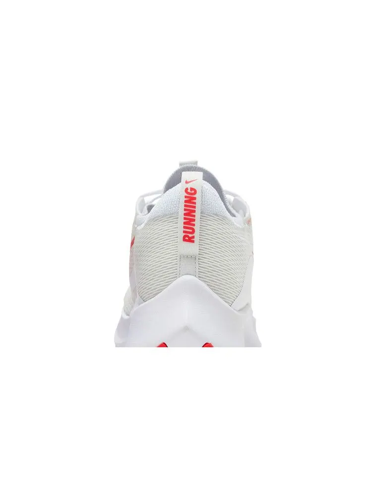 Кроссовки Nike Zoom Fly 4 'Platinum Tint Siren Red' — изображение 8 из 9, платиновый/красный/белый