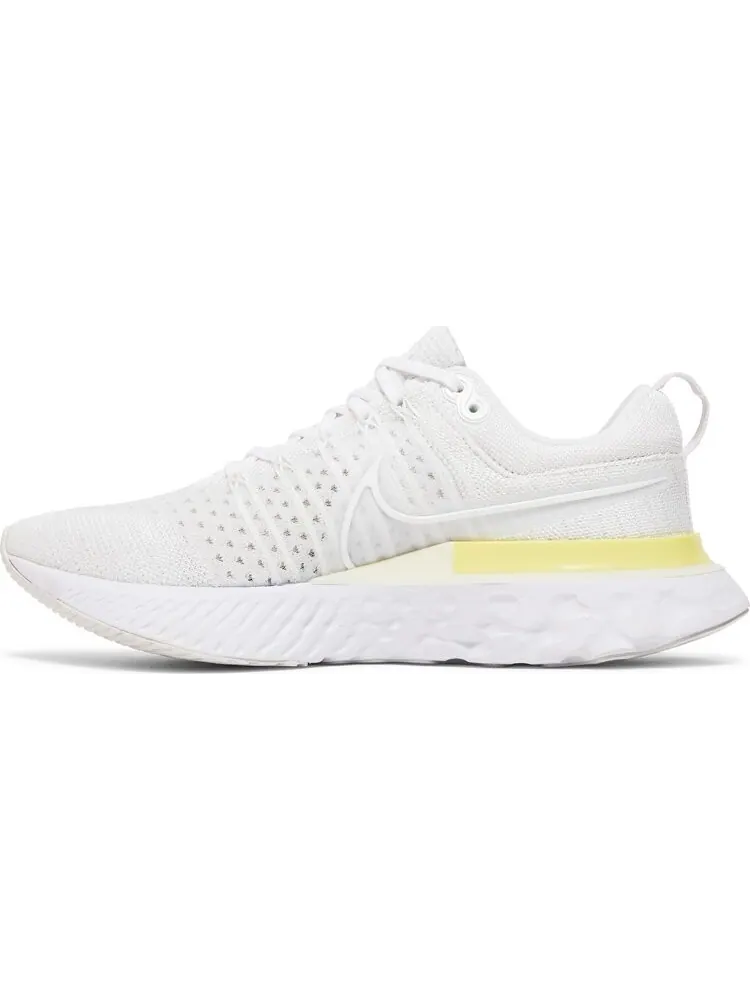 Кроссовки Nike Wmns React Infinity Run Flyknit 2 'White Light Citron' — изображение 3 из 8, белый