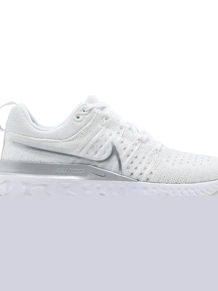Кроссовки Nike Wmns React Infinity Run Flyknit 2 'White Metallic Silver' — изображение 2 из 8, белый