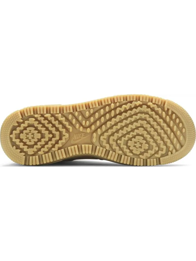 Кроссовки Nike Air Force 1 Gore-Tex Boot 'Wheat' — изображение 4 из 8, загар