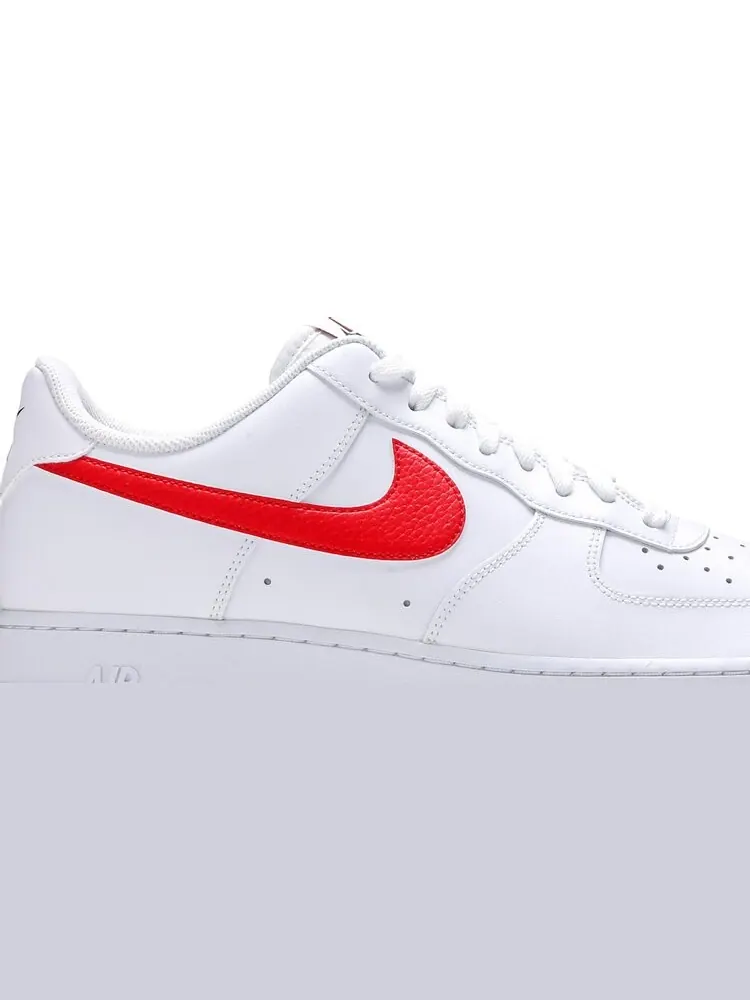 Кроссовки Nike Air Force 1 '07 'Mismatched Swooshes - White' — изображение 2 из 8, белый